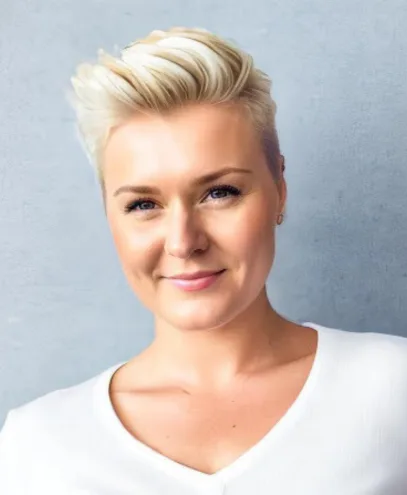 Website Headshot (407 x 495 px) (5)